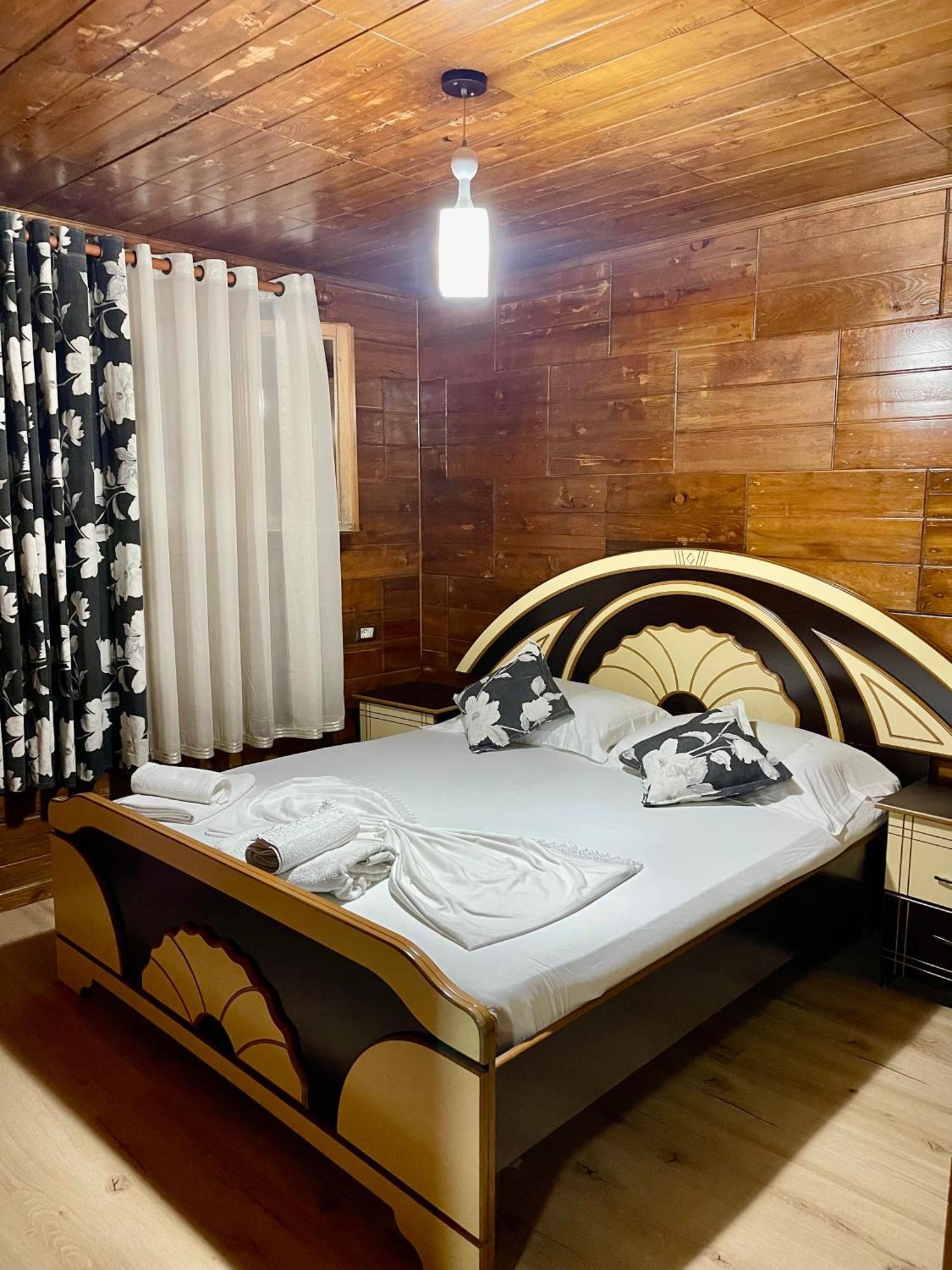 Vlorë Guest House Dea מראה חיצוני תמונה